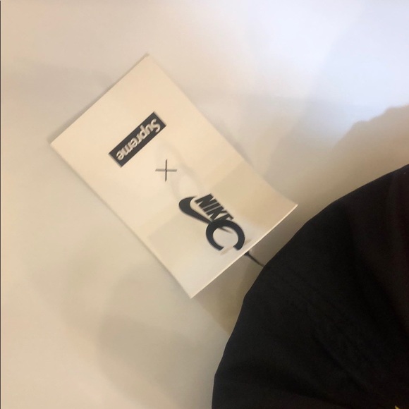 Supreme Nike Air Max Plus Running Hat Black - Picture 7 of 8